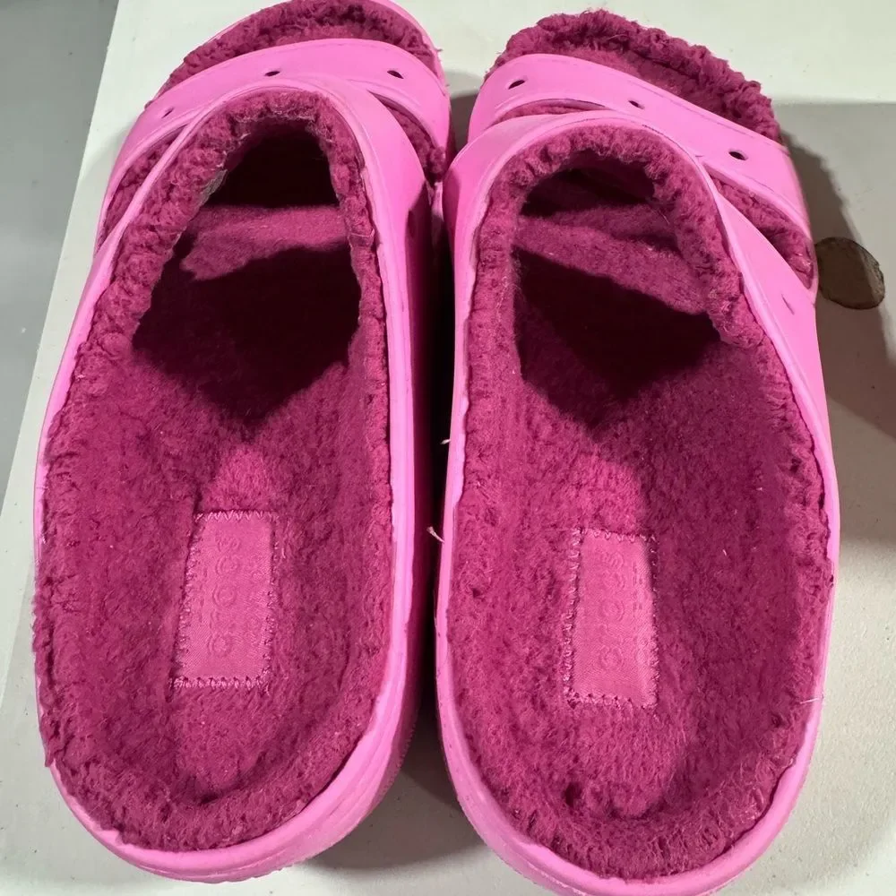 Crocs Classic Cozzzy Taffy Pink Unisex Women’s Men’s Sandals 11 9